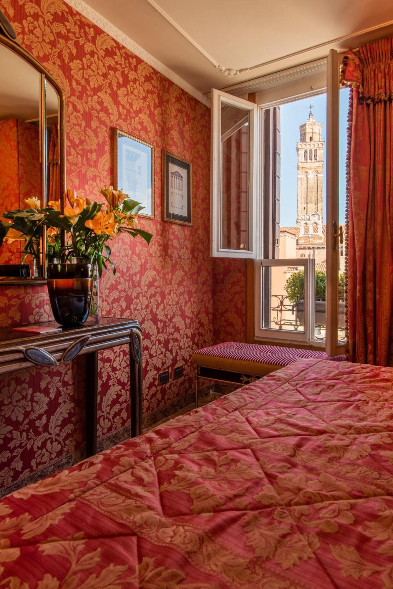 Classic Double or Twin Room View