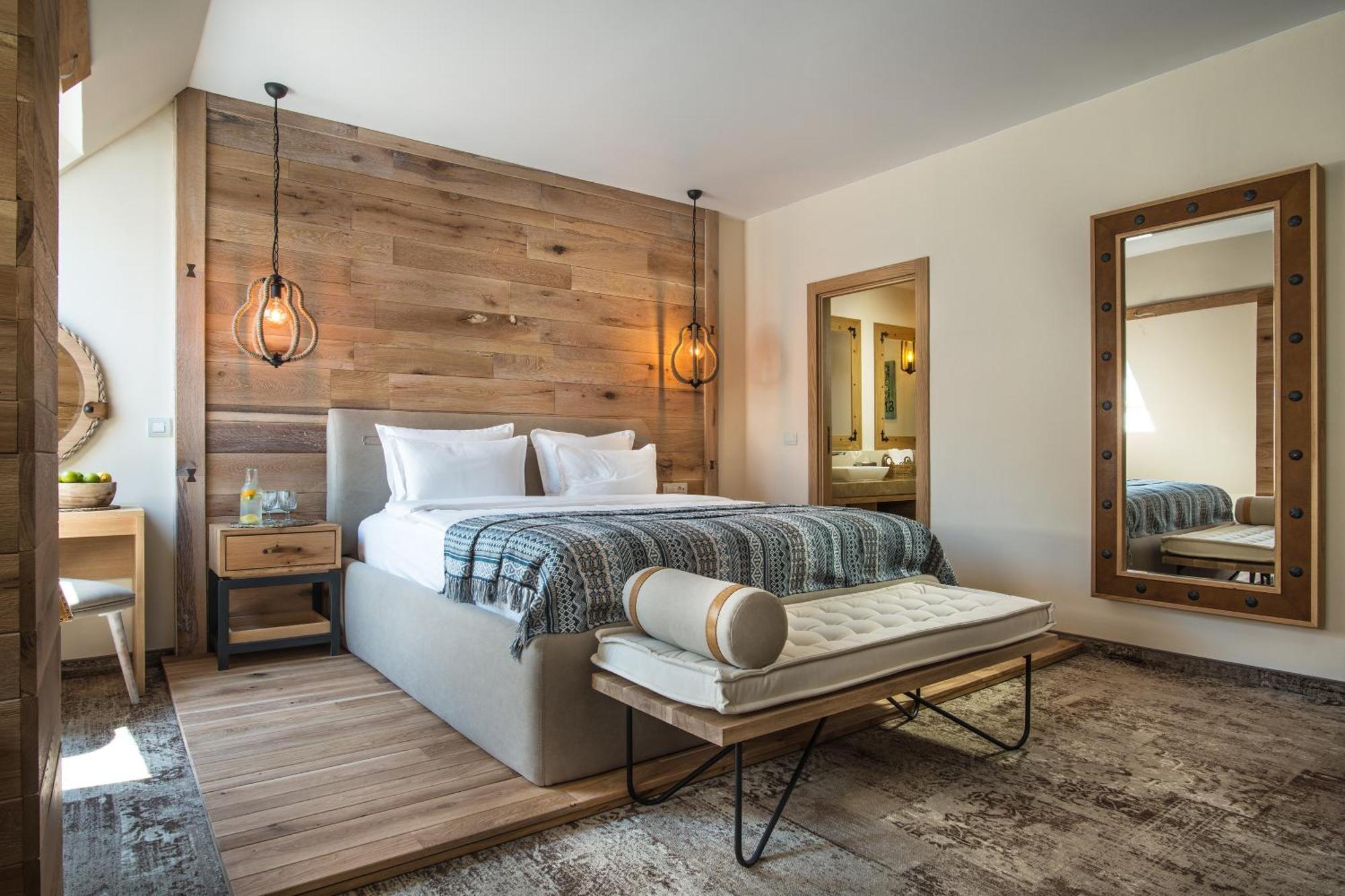 Deluxe Room with Garden View