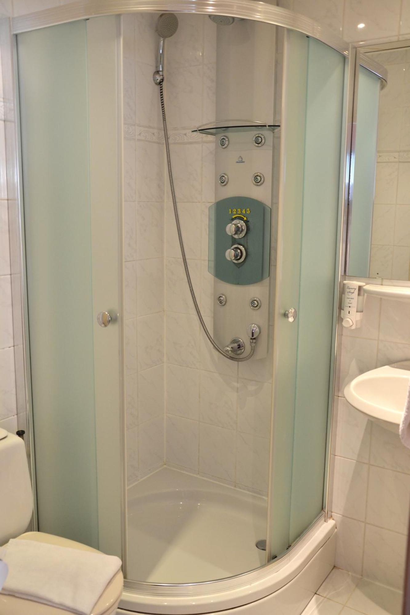 Apartment,1217137861:JPEG