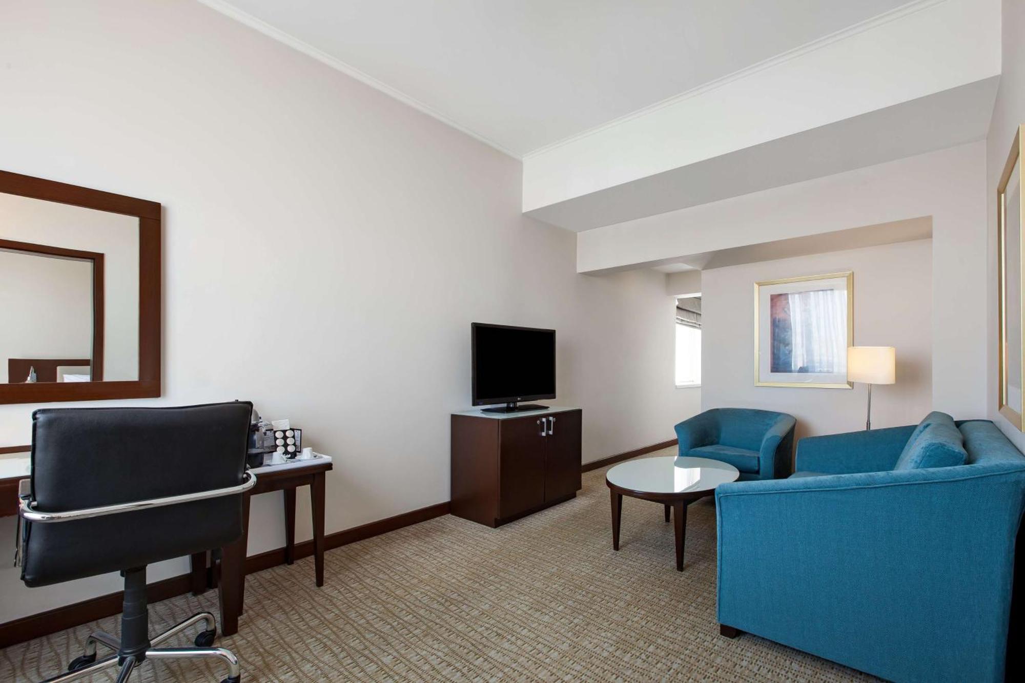 Suite City View