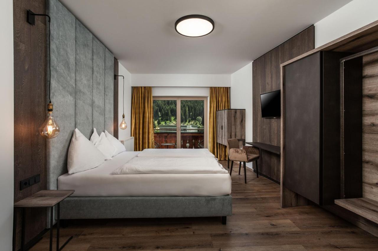 Superior Double Room Balcony