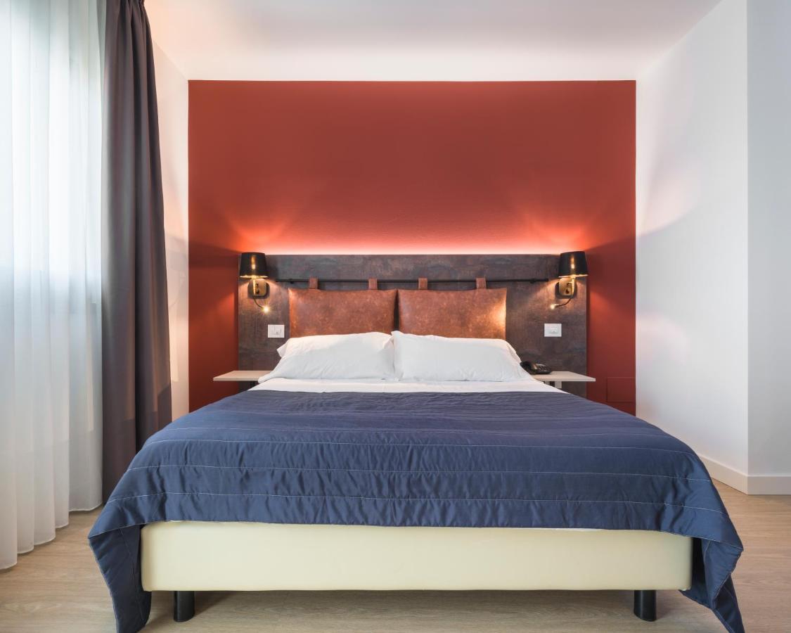 Double Room Lake View