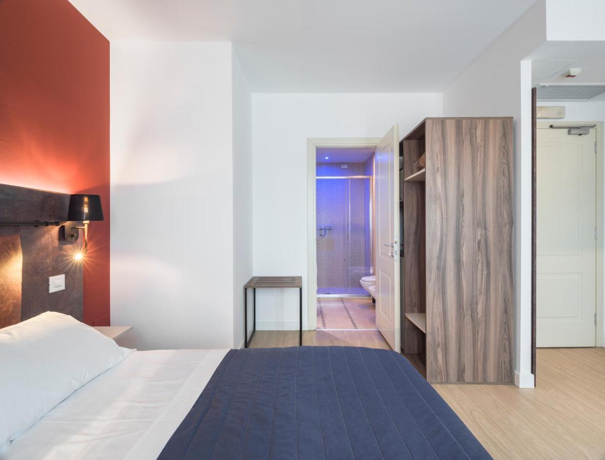 Double Room Lake View