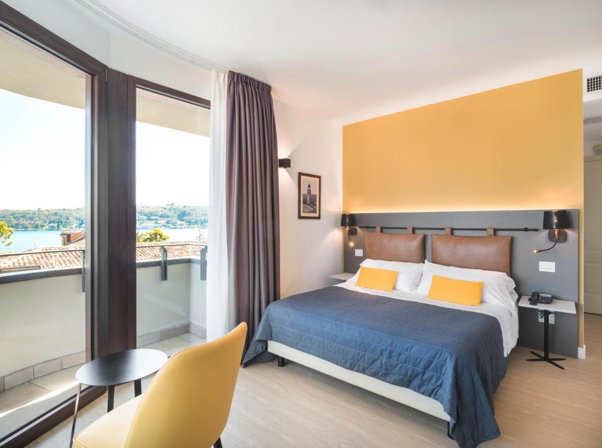 Double Room Lake View
