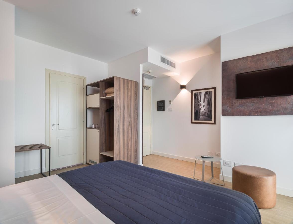 Double Room Lake View