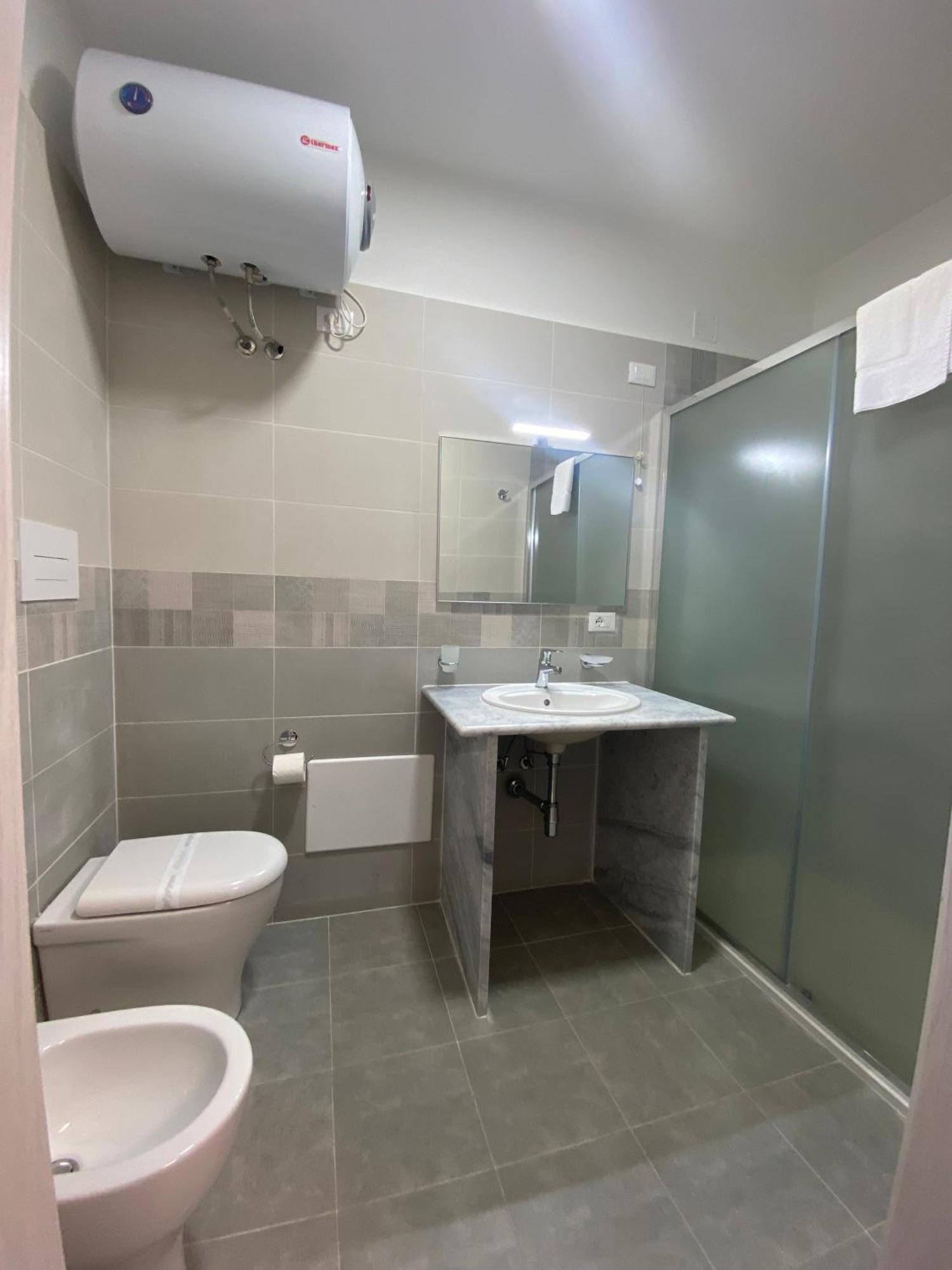 Double Room,1177430215:JPEG