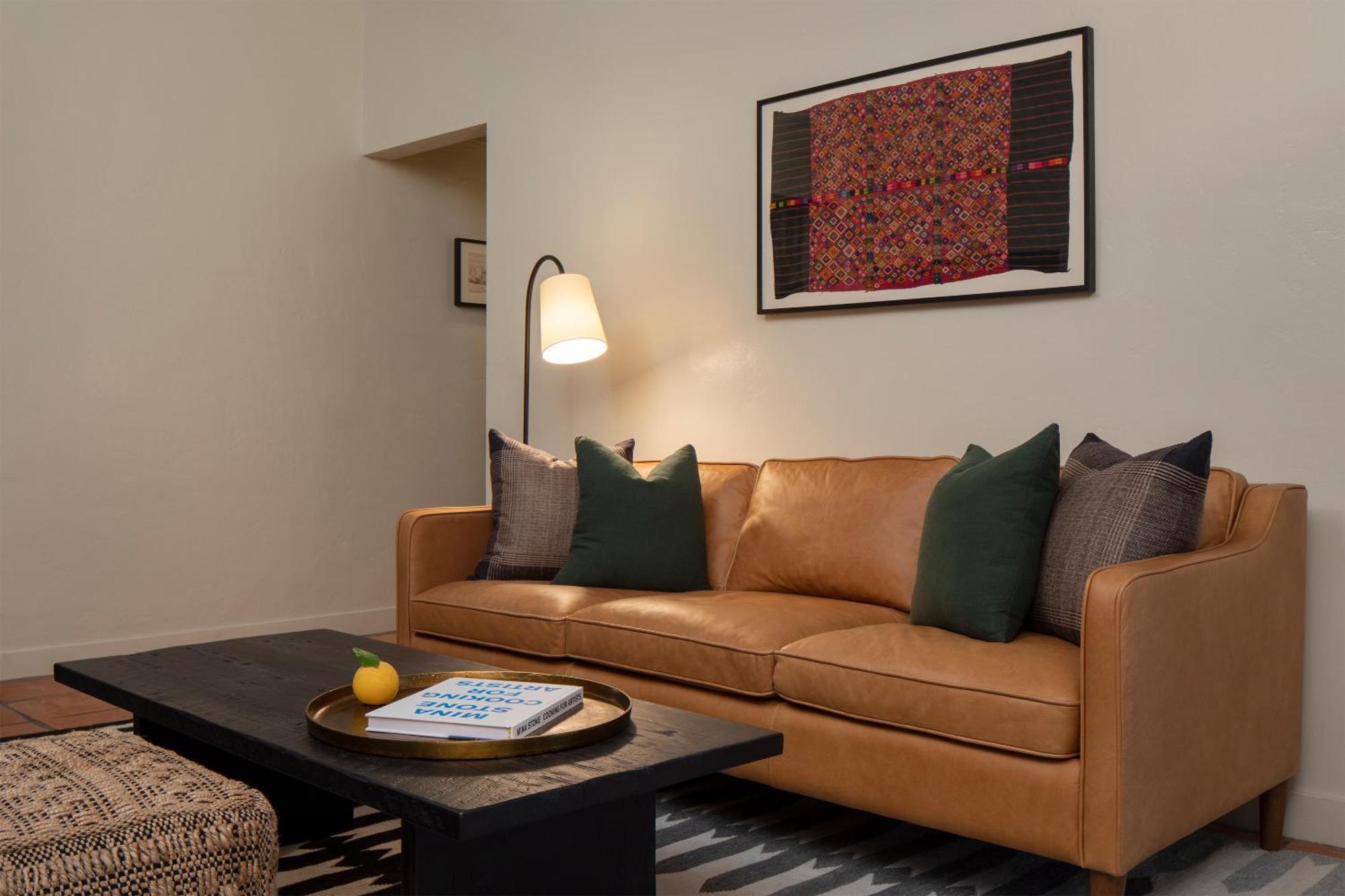 One-Bedroom Suite,1227695558:JPEG