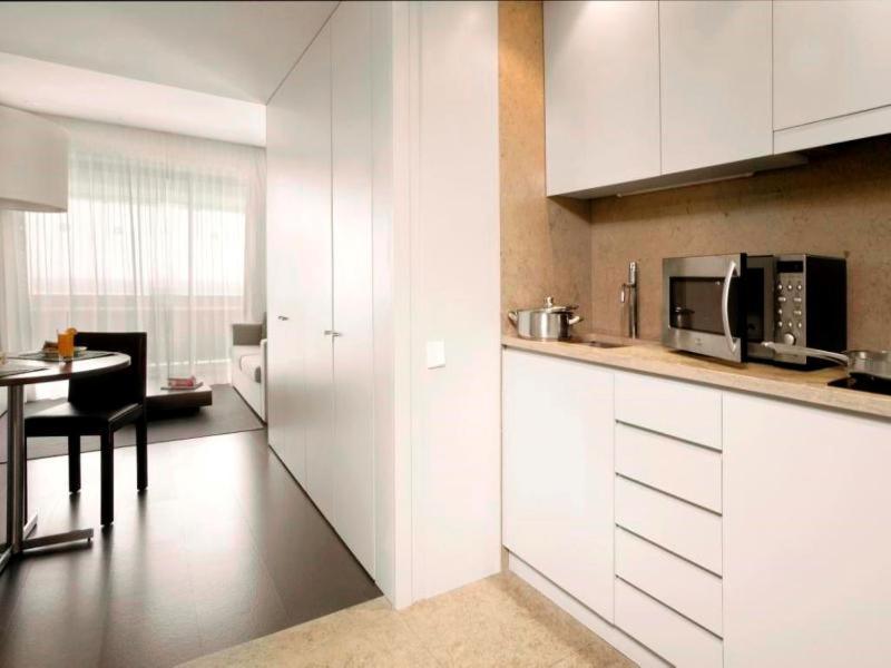 One-Bedroom Apartment Sea Side