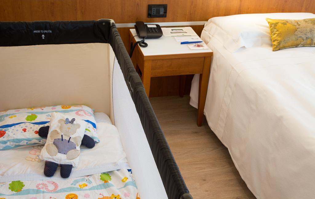 Comfort Queen Room