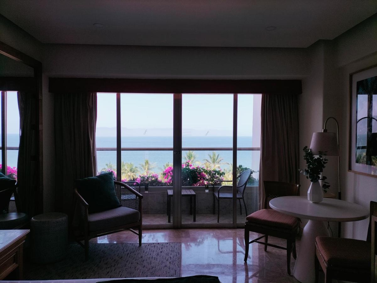 Deluxe Room King Ocean View,1234754504:JPEG