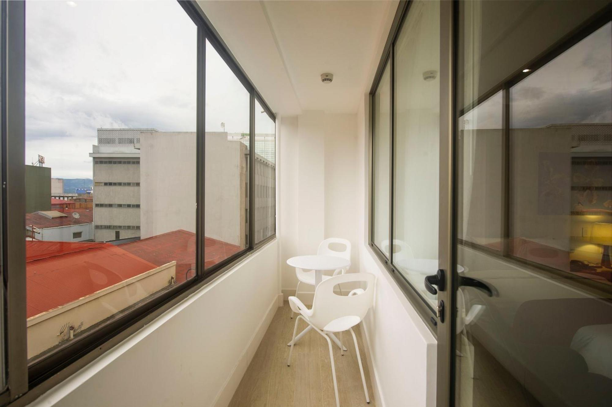 Quarto com 2 Camas de Solteiro
