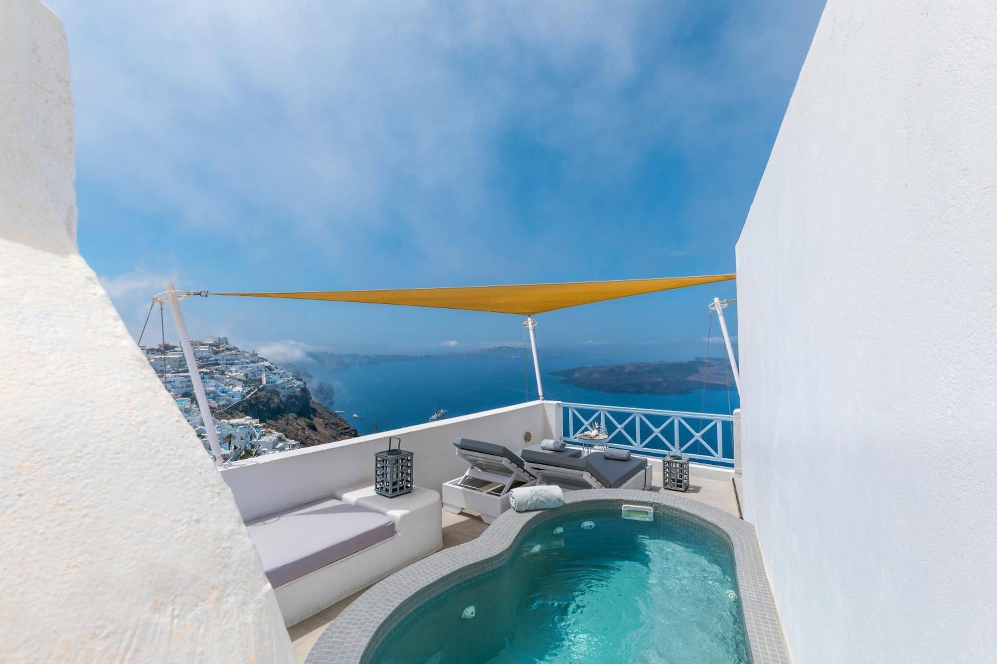 Suite with Hot Tub,1235137601:JPEG