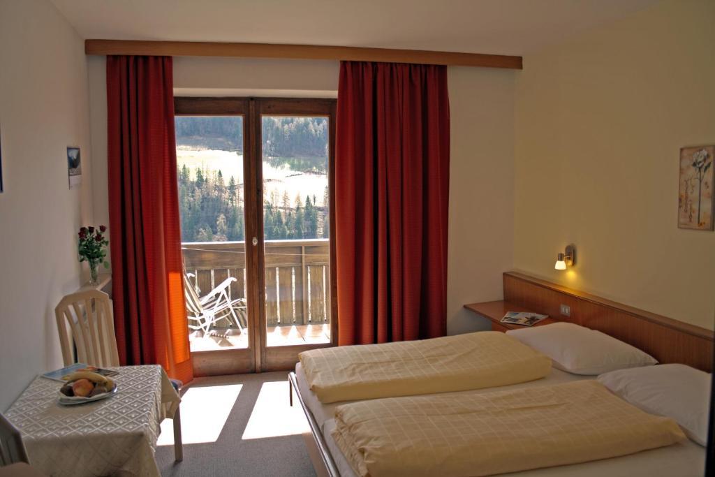 Double Room Mountain View