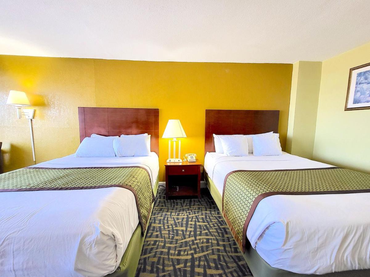 Standard Room Two Queen Beds Oceanfront Balcony