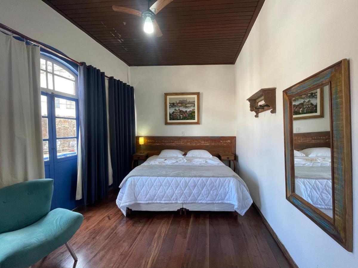 Quarto Duplo