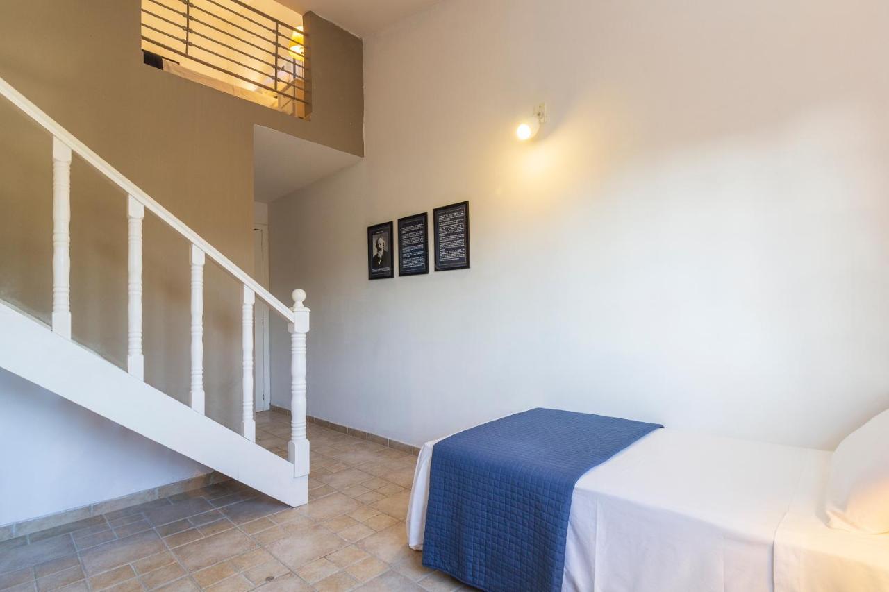 Studio Split Level