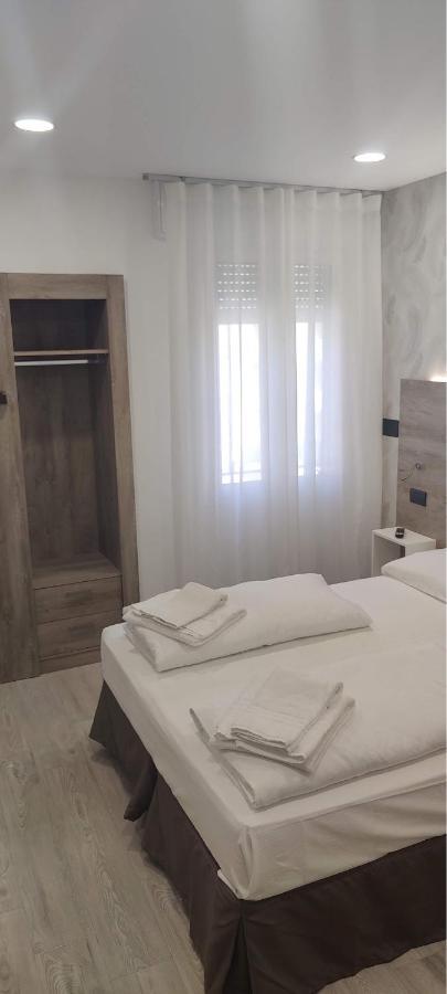 Quadruple Room,1259422441:JPEG