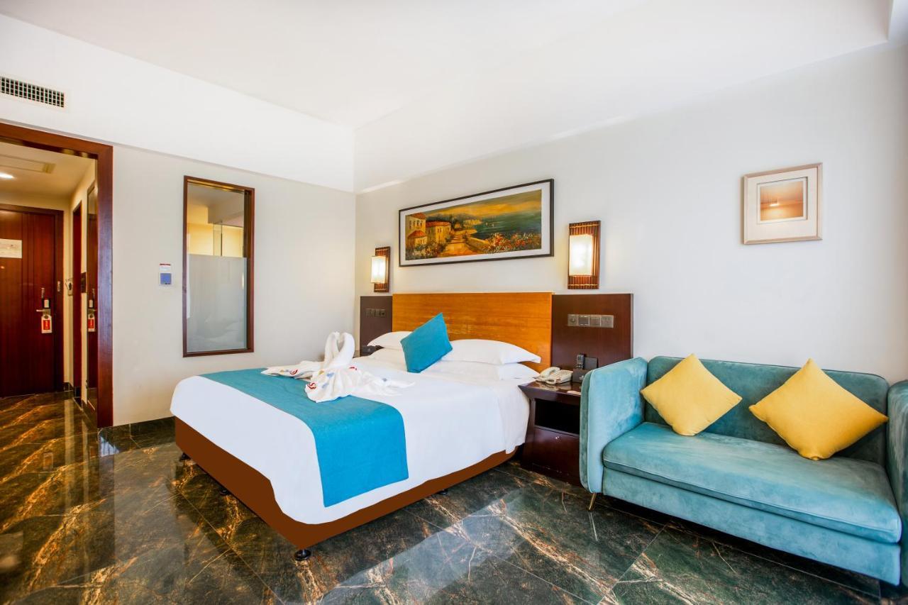 Selected King room Sea View