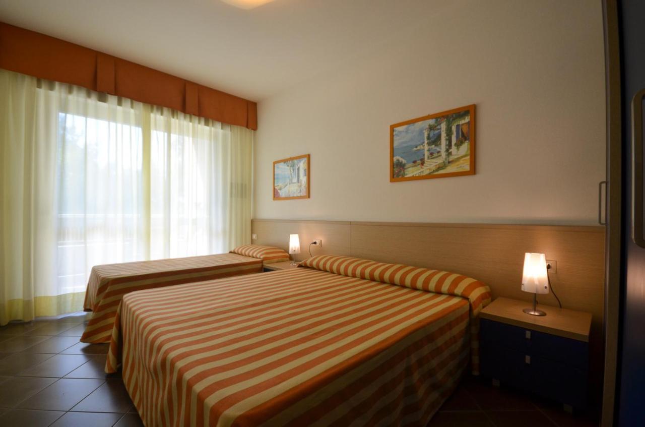 2 Bedroom Apartment 2 bathrooms