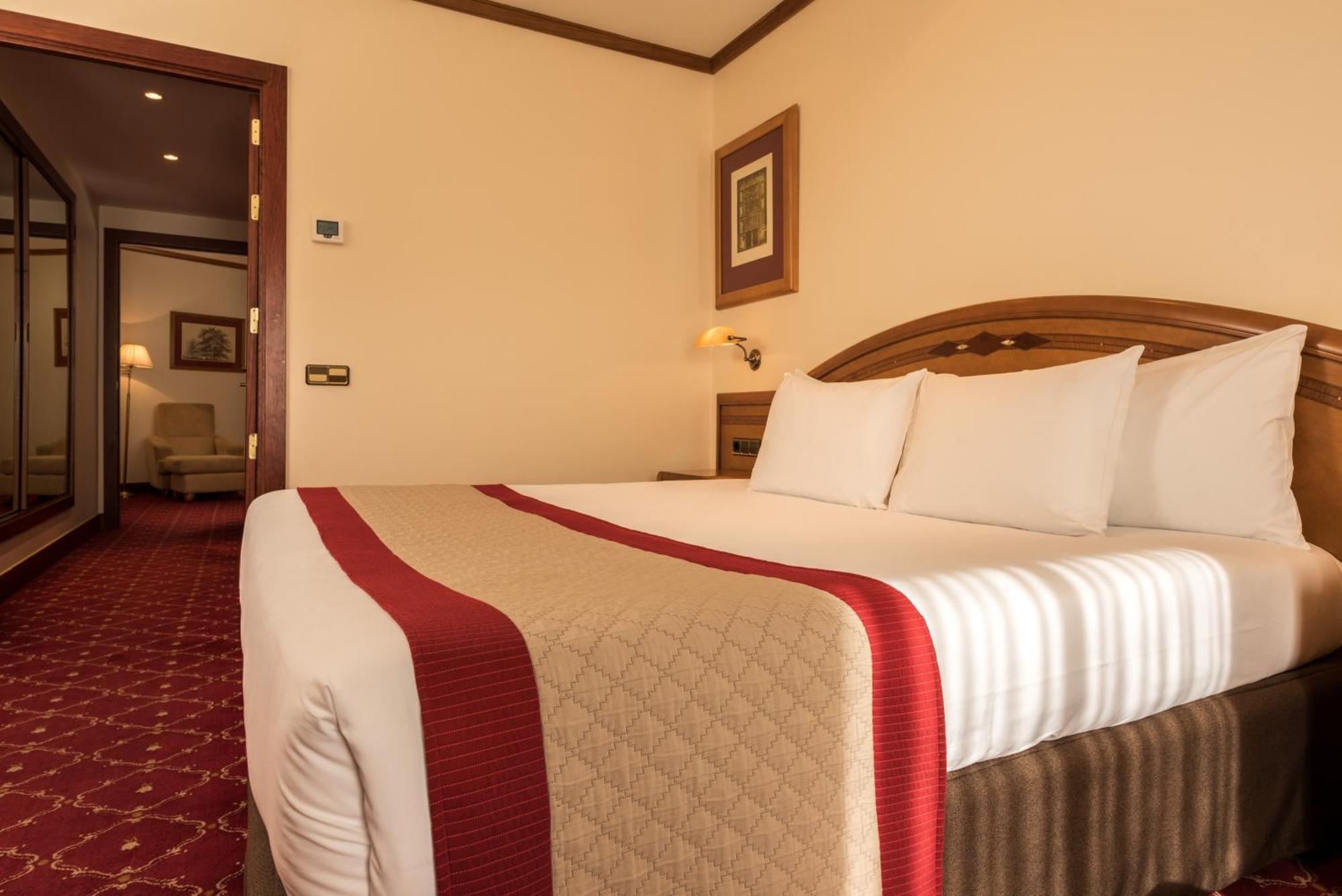 Premium Twin Room