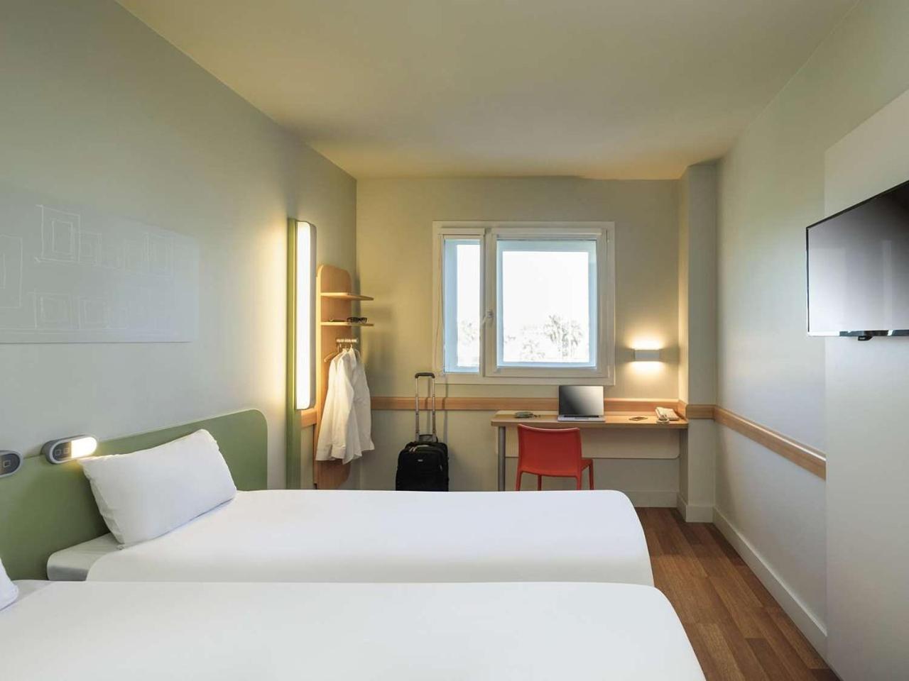 Twin Room,1272698974:JPEG