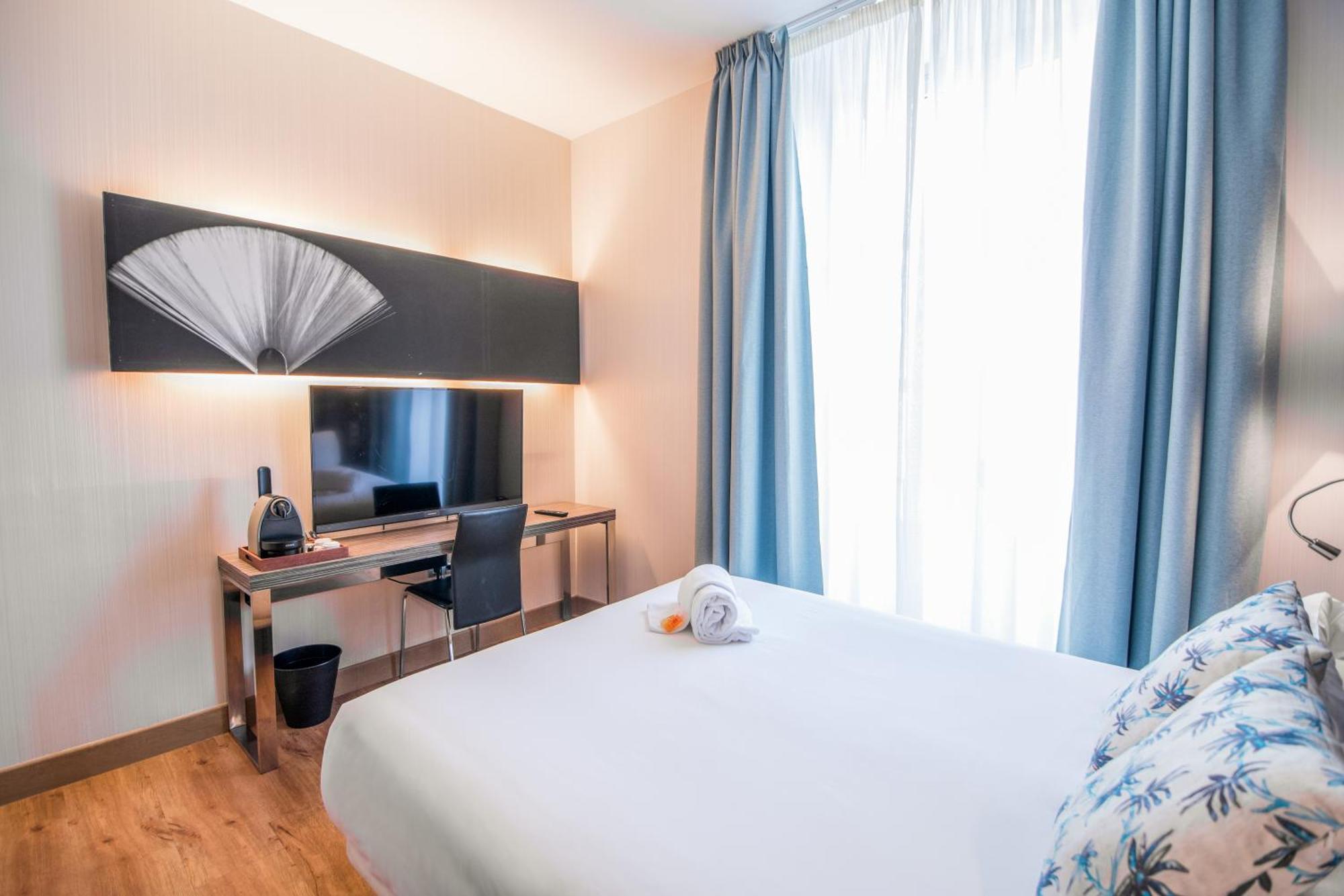 Double Room,1272778711:JPEG