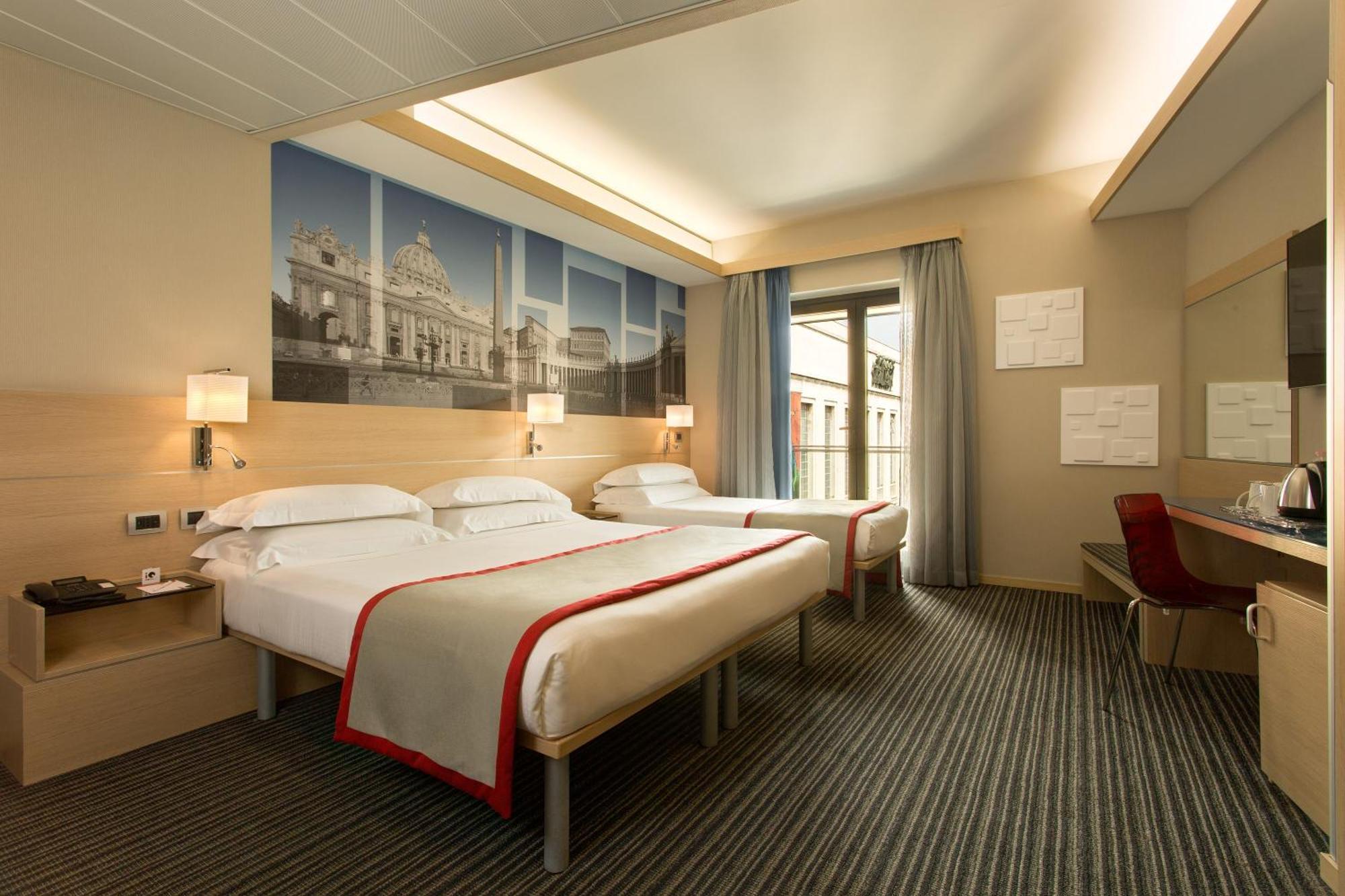 Comfort Triple Room