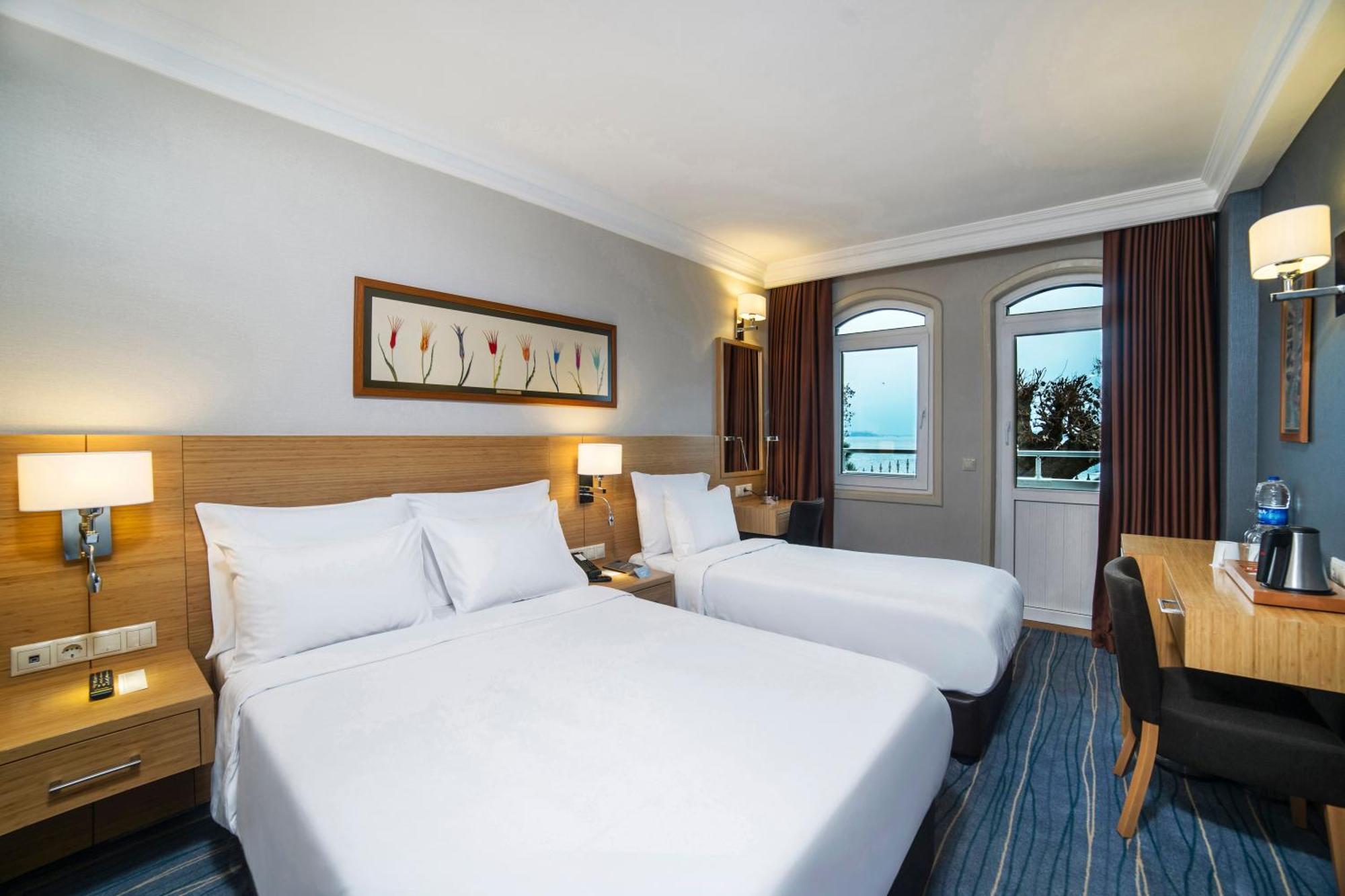 Standard Room Balcony Sea View Non-Smoking