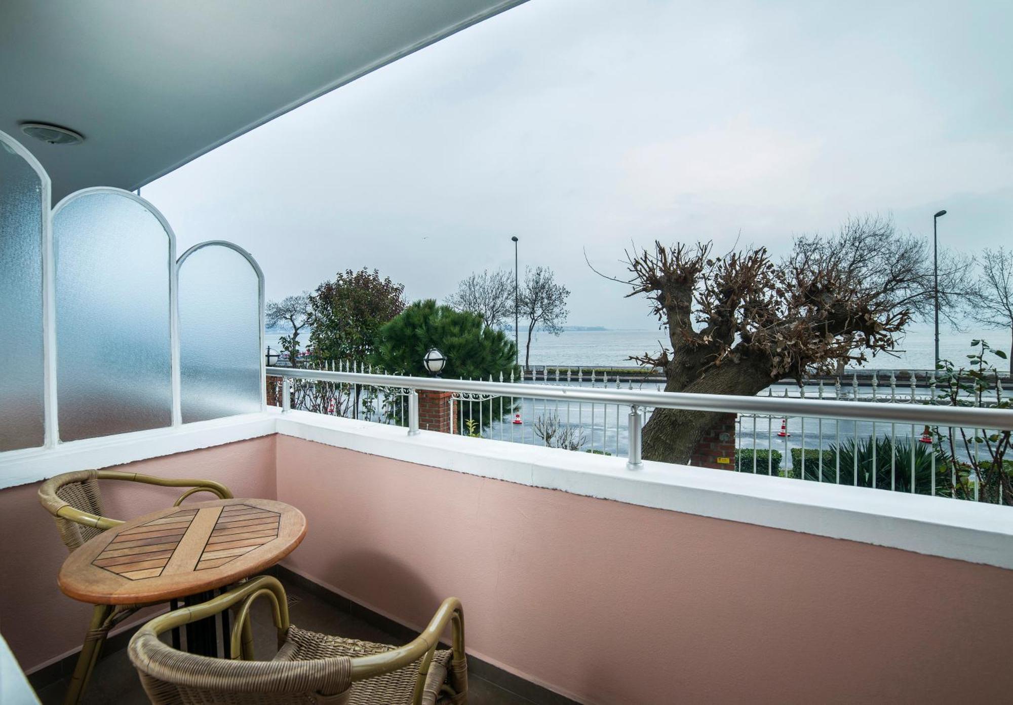 Standard Room Balcony Sea View Non-Smoking