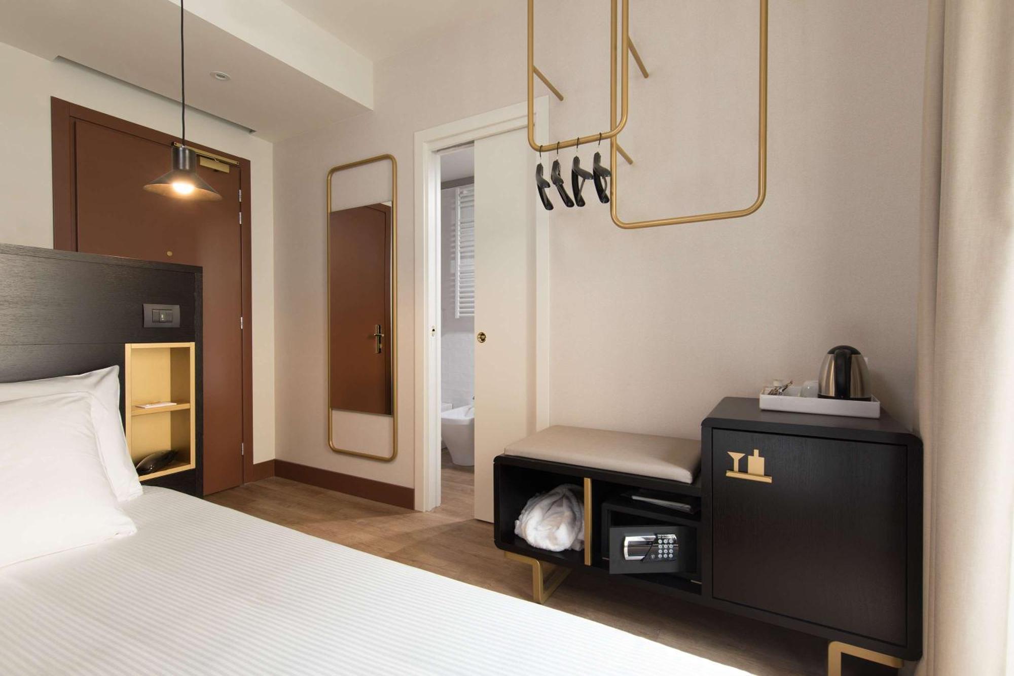 Superior Single Room