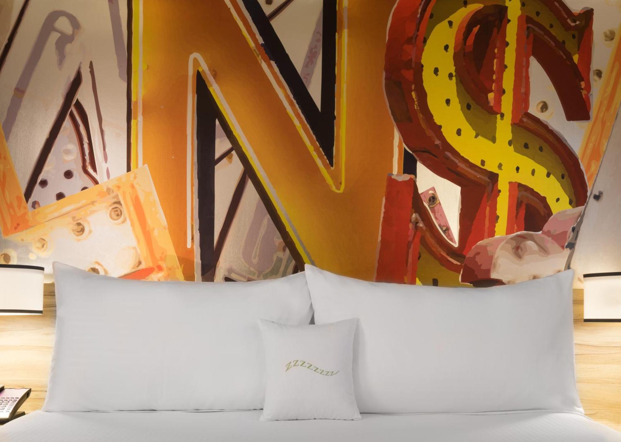Deluxe Room, 2 Doubles, Non-Smoking,1275334912:JPEG