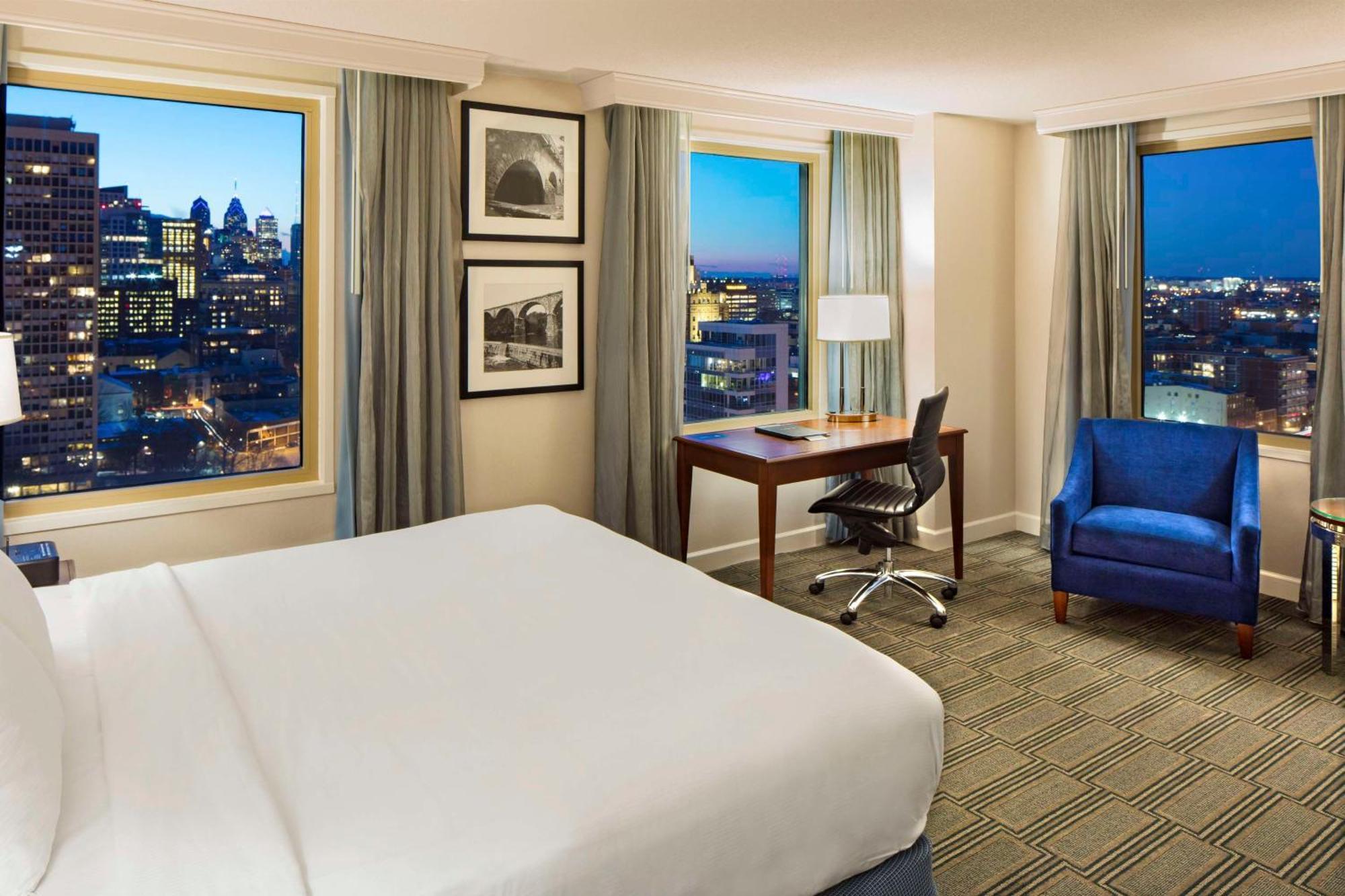 King Bed City View