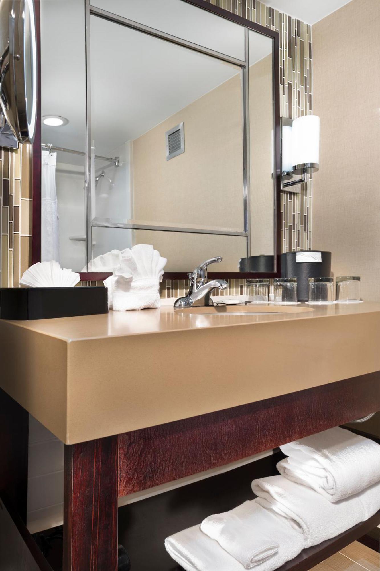 Junior King Suite,1275685702:JPEG