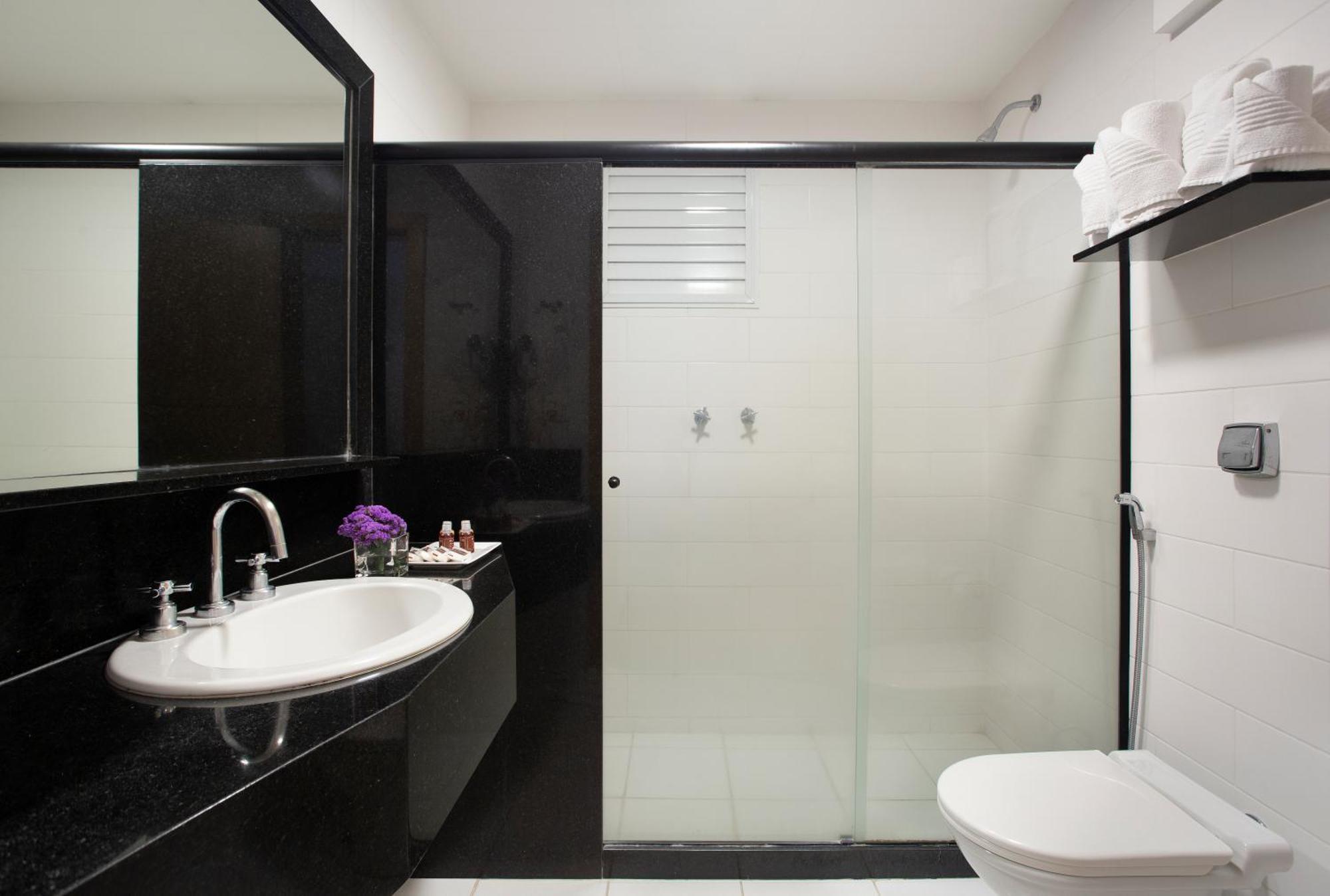 Quarto Quádruplo Standard
