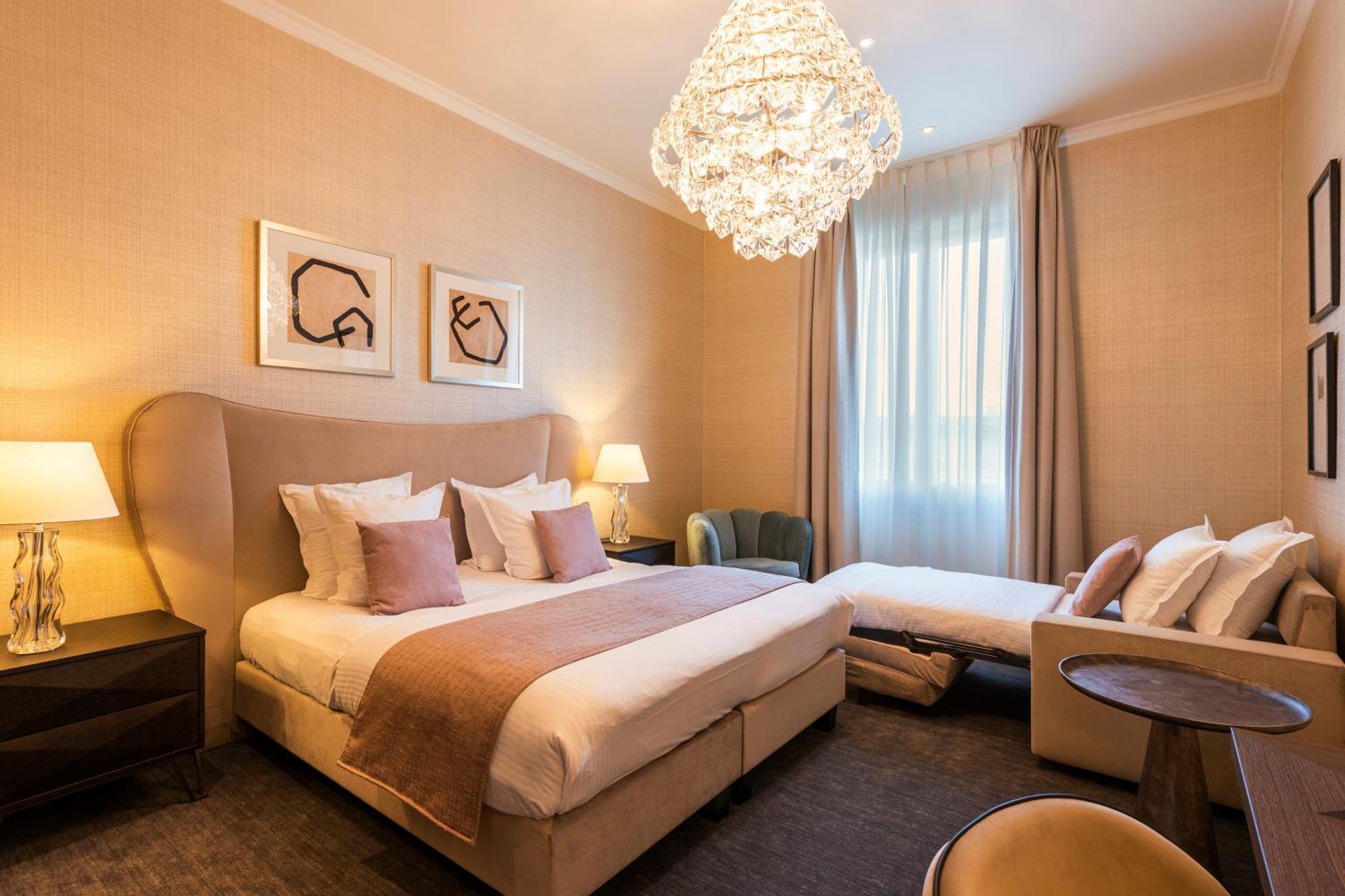 Superior Triple Room