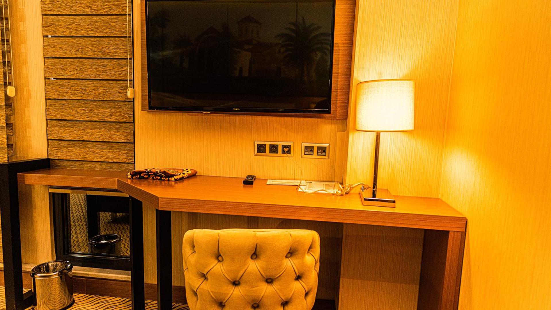 Standard Double or Twin Room City View