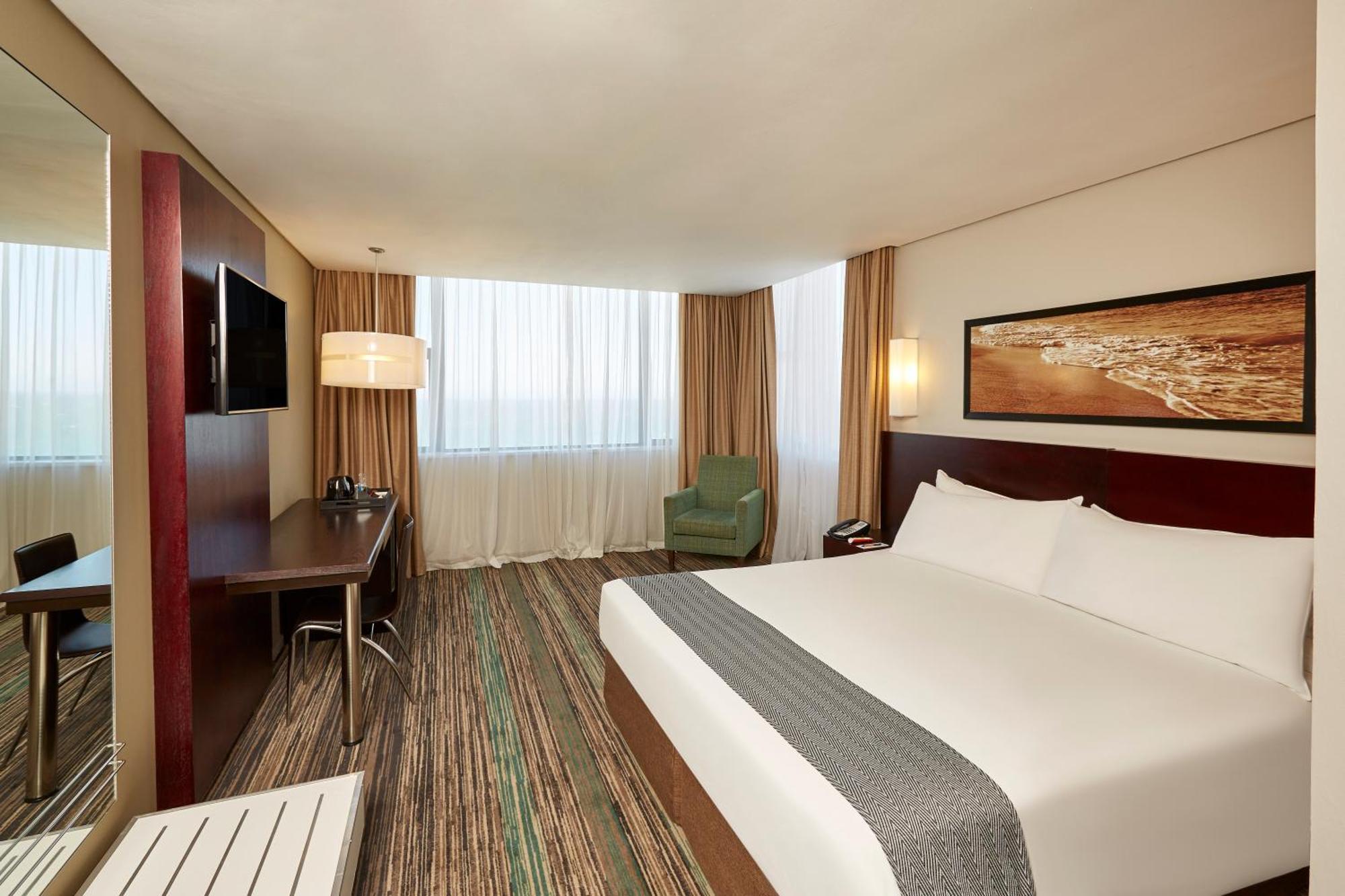 Standard King Room – Smoking