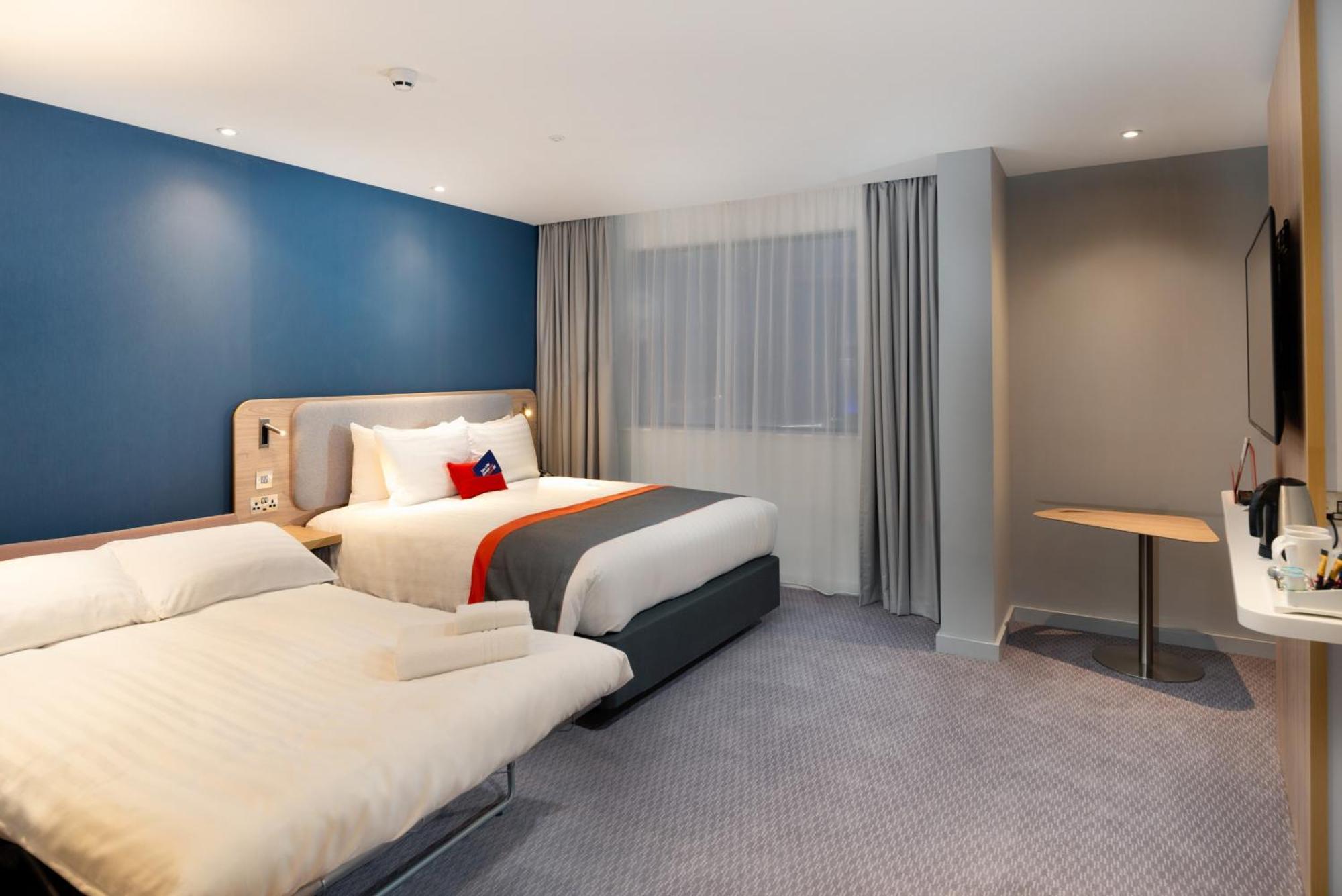 Standard Double Room Single Sofa Bed Hot