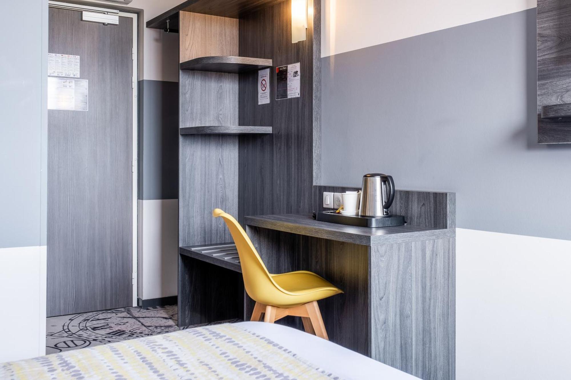 Chambre Lit Queen-Size Standard - Non-Fumeurs