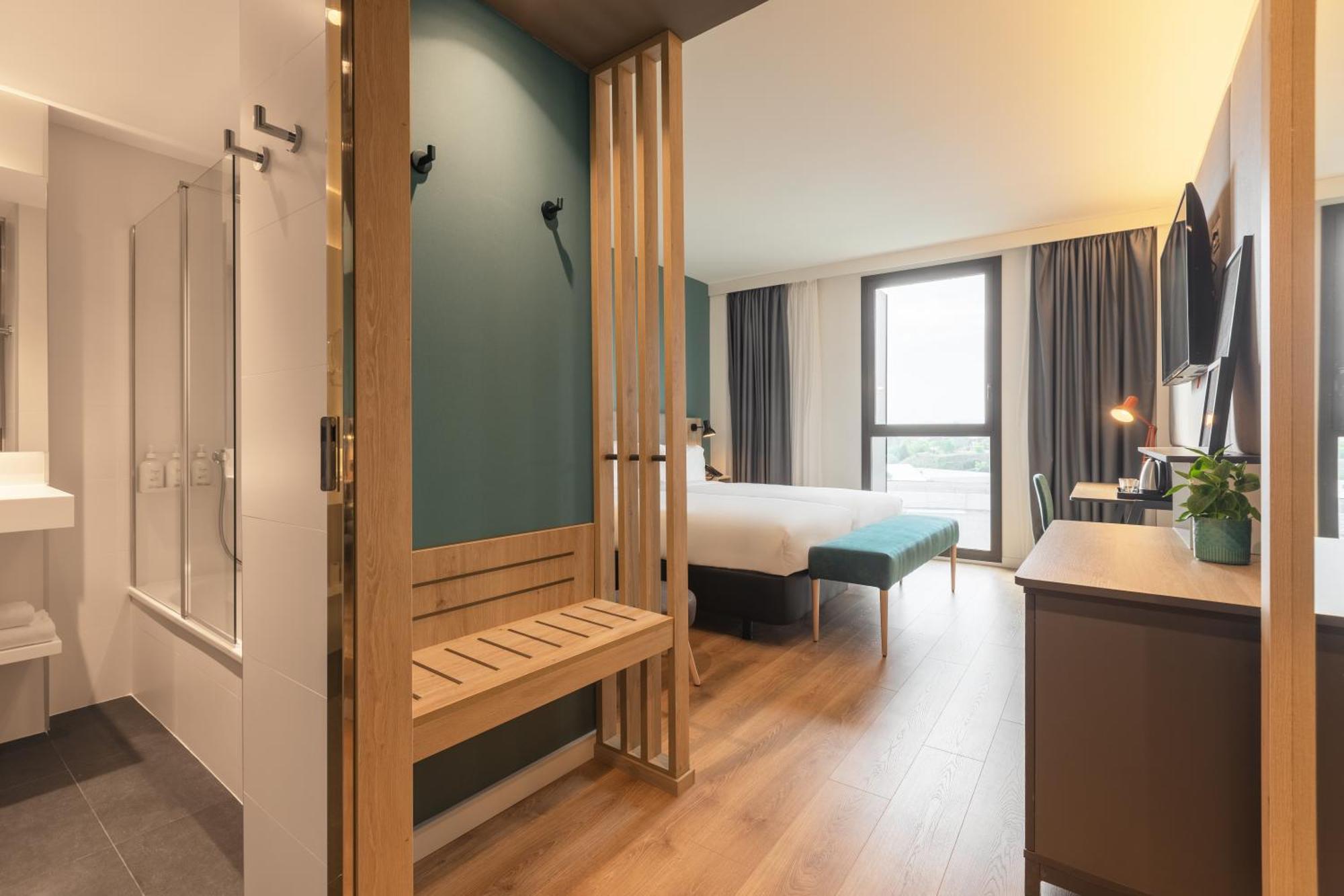 Premium King Room,1286010292:JPEG