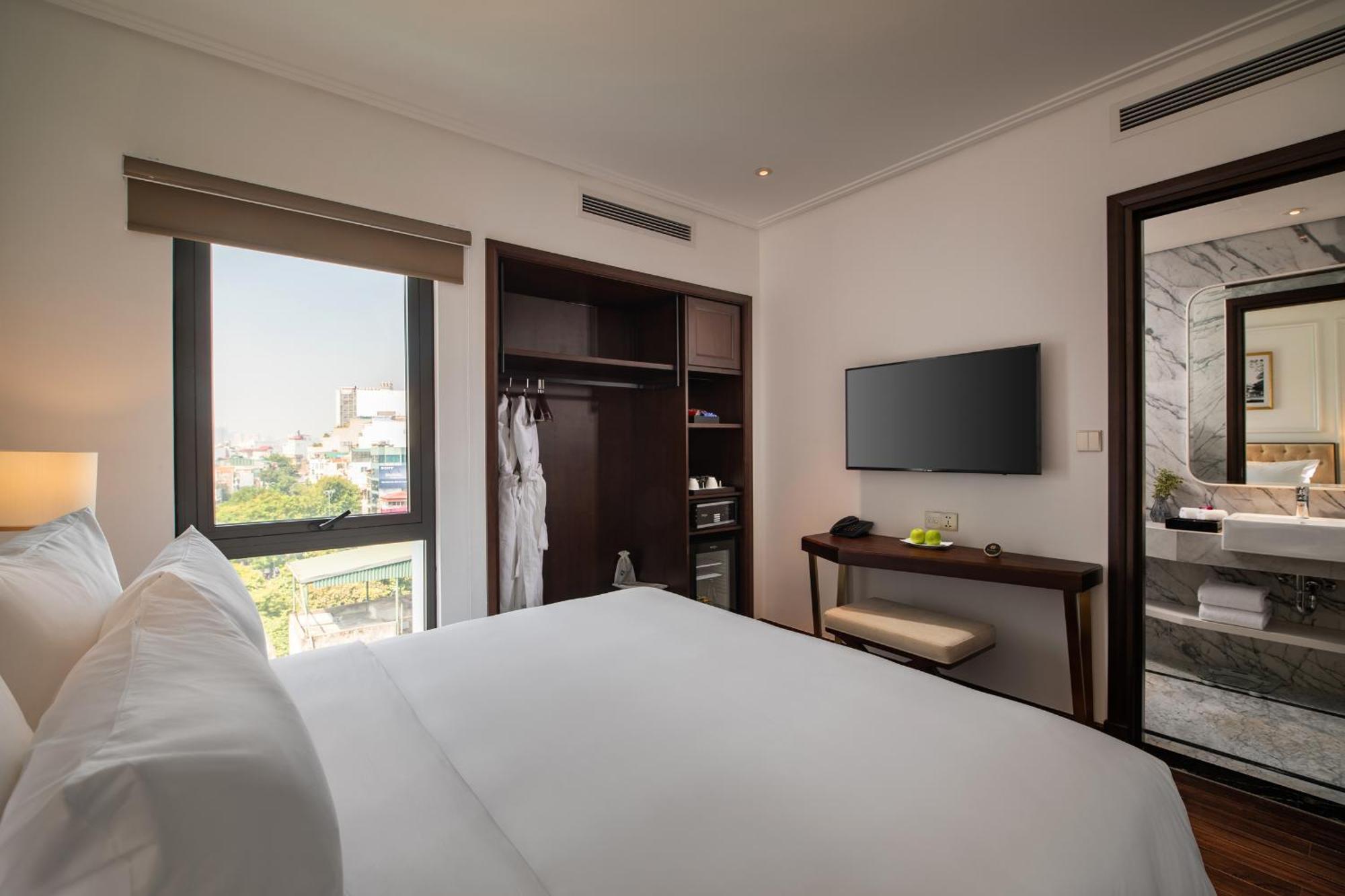 Deluxe Double or Twin Room View