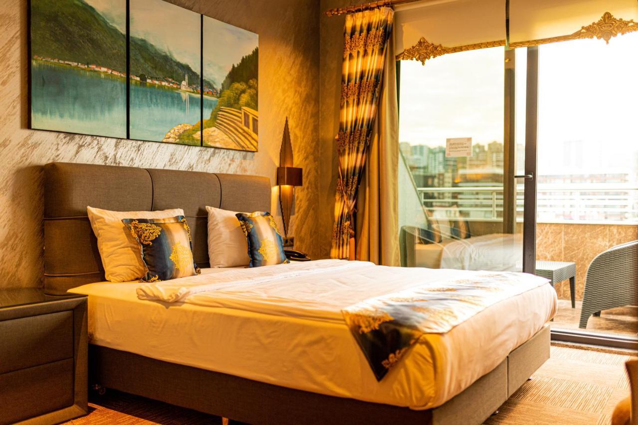 Ottoman King Room – Sea View Balcony
