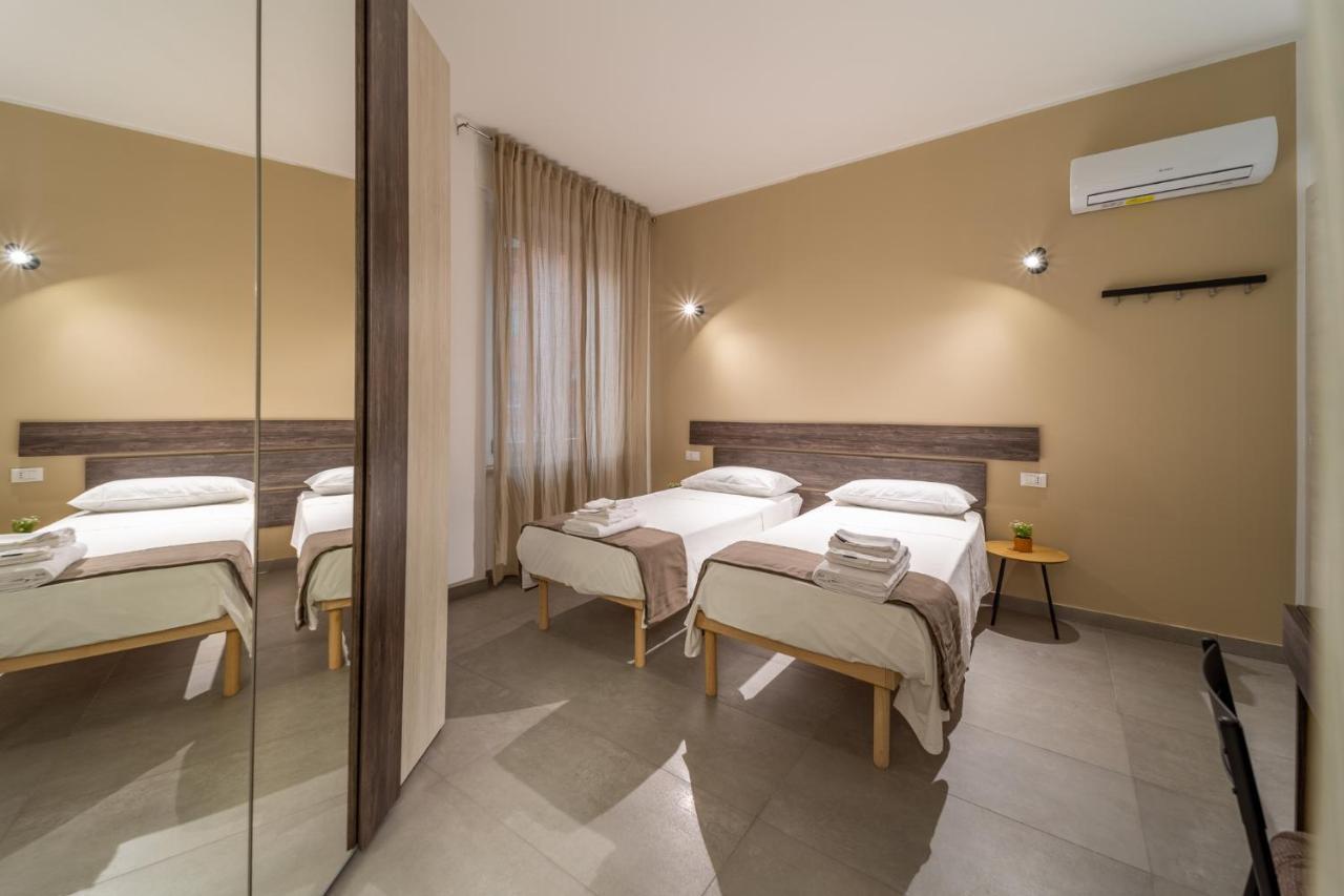 Double or Twin Room Private Bathroom
