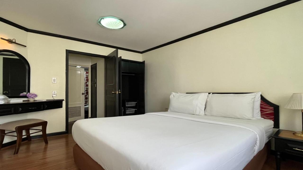 One-Bedroom Suite