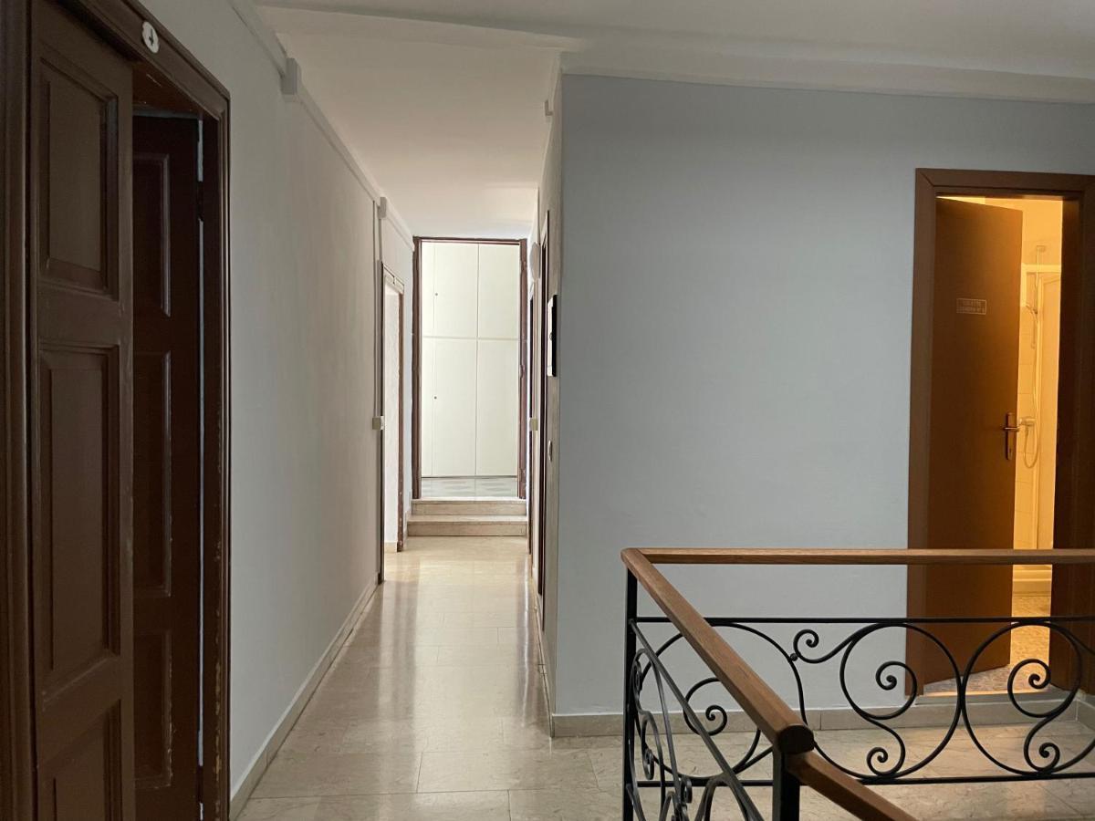Double Room Private External Bathroom