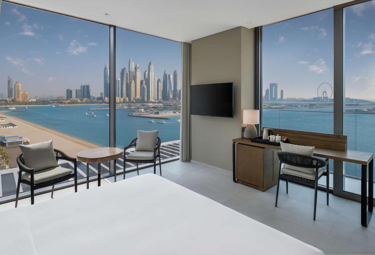 Premium Corner Room with Sea View
