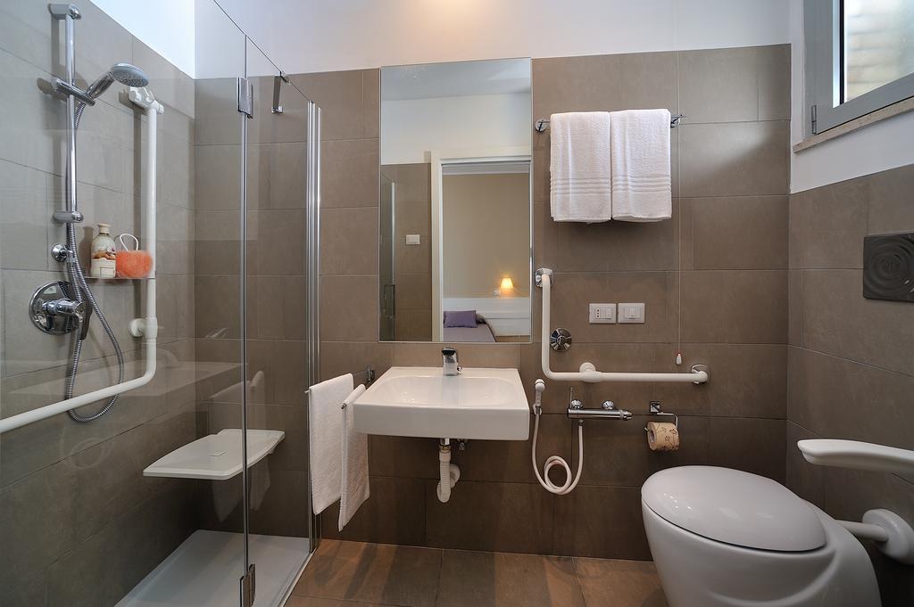 Double or Twin Room with Side Sea View,1552040089:JPEG