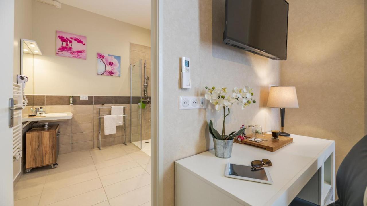 Double or Twin Room City View