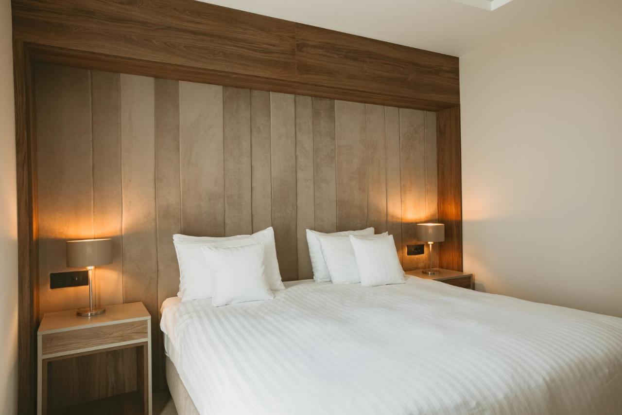Deluxe Family Suite