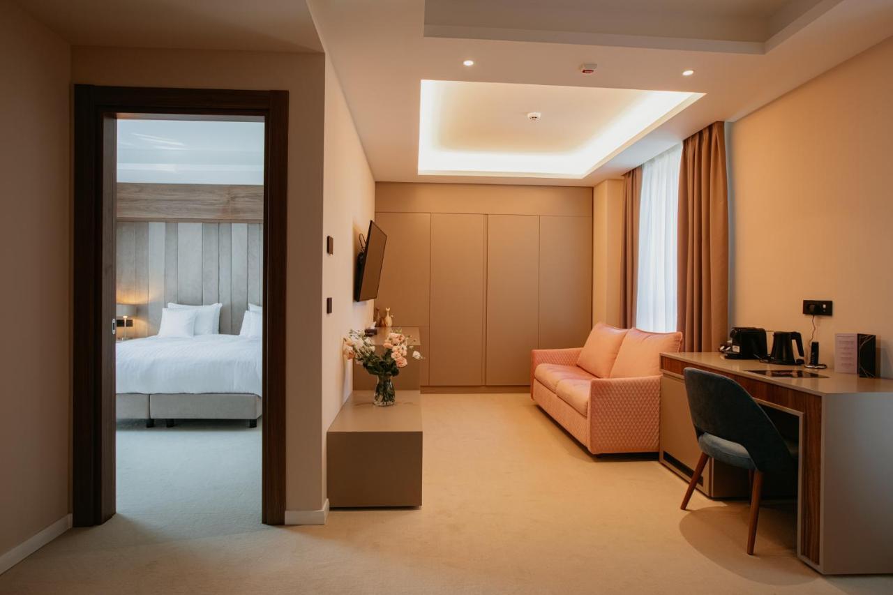Deluxe Family Suite,1310593825:JPEG